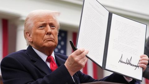 "Las duras tácticas arancelarias de Trump están dando resultados"