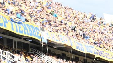 AME2536. ROSARIO (ARGENTINA), 12/07/2025.- Ángel Di María de Rosario asiste este sábado, a un partido de la Liga de Argentina entre Rosario Central y Godoy Cruz en el estadio Gigante de Arroyito en Rosario (Argentina). EFE/ Sebastián Granata