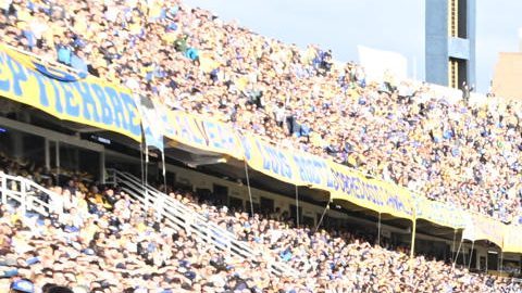 AME2536. ROSARIO (ARGENTINA), 12/07/2025.- Ángel Di María de Rosario asiste este sábado, a un partido de la Liga de Argentina entre Rosario Central y Godoy Cruz en el estadio Gigante de Arroyito en Rosario (Argentina). EFE/ Sebastián Granata