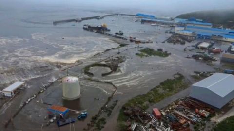 Empiezan a levantar alertas por tsunami producido por un terremoto en el Pacífico, que generó avisos para Colombia, Perú, Ecuador, Chile, Japón, EE.UU. y Rusia