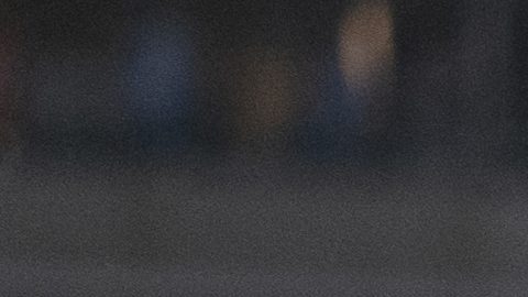 Rashawn Slater durante un juego de la campaña pasada.