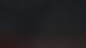 Ansu Fati (c) celebra un gol con Lamine Yamal (i) y Pau Víctor (d).