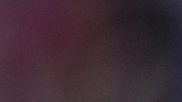 Luis Diaz (i) celebra un gol del Liverpool con Andrew Robertson.