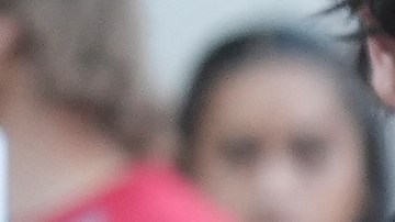 ICE detiene inmigrantes en zonas sensibles, tras órdenes del presidente Donald Trump.