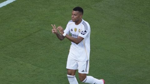 Kylian Mbappé en festejo de gol.