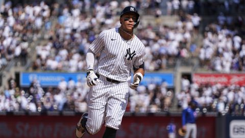 Aaron Judge conectó un jonrón de dos carreras para llegar a 350.