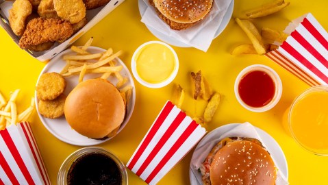Estudio asocia consumo de alimentos ultraprocesados con el cáncer de pulmón