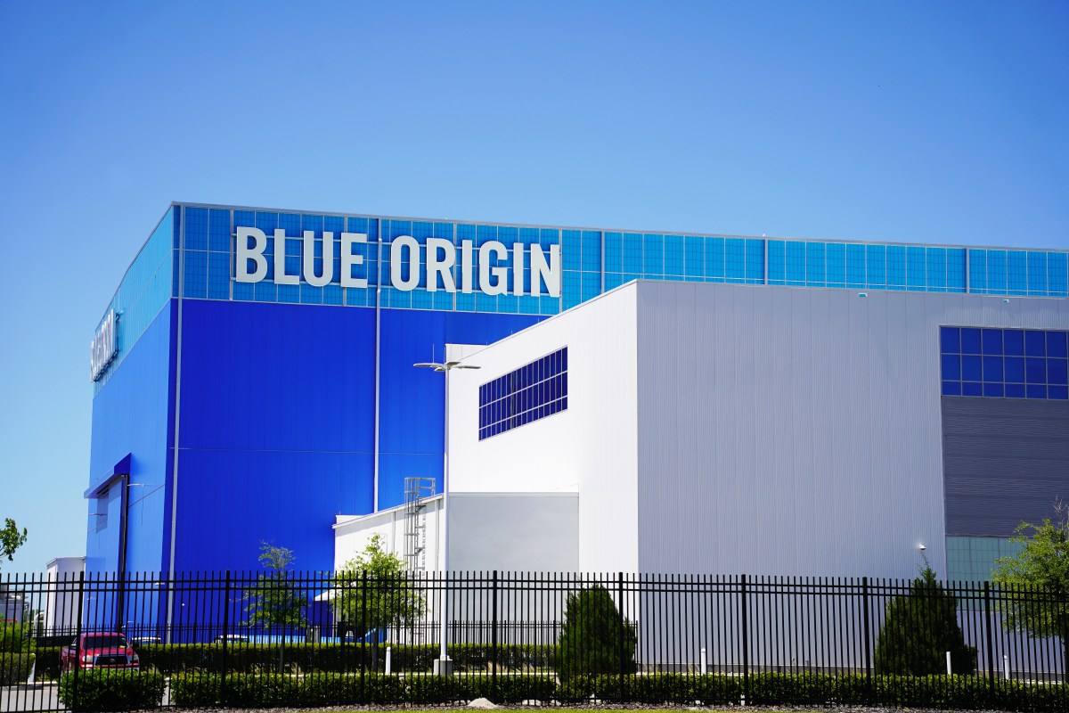 Blue Origin sigue haciendo historia con su 13° vuelo tripulado suborbital