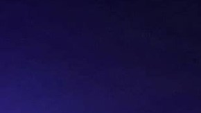 Camioneta con cuerpos abandonados