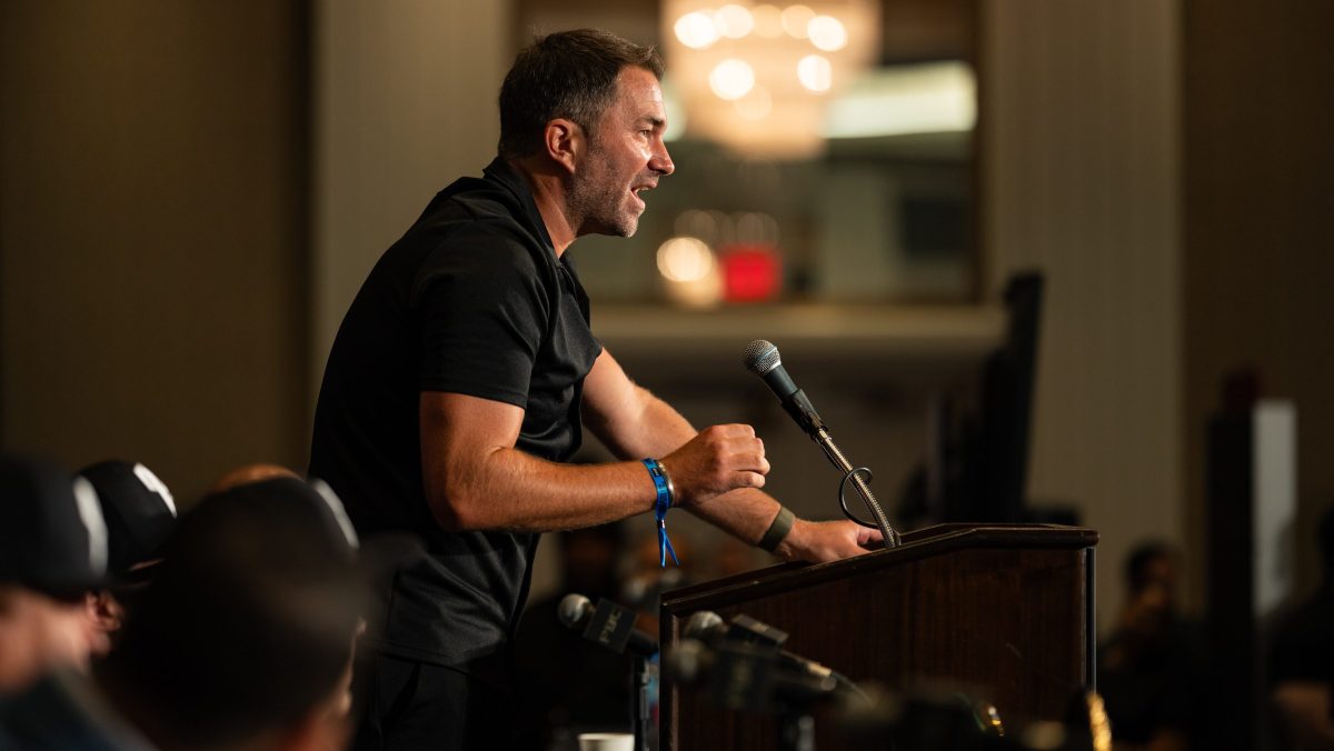 Eddie Hearn presenta las condiciones para realizar la Joshua vs Fury en Nueva York