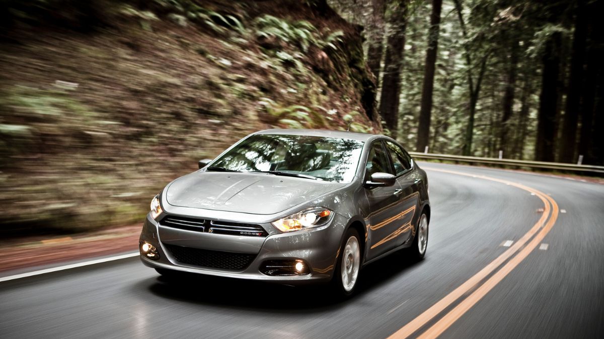Dodge Dart: otra vez investigado por defectos mecánicos
