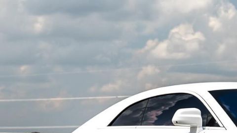El Rolls-Royce Spectre llega con grandes expectativas