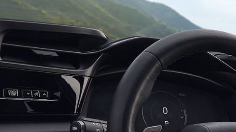 El interior del Lexus RZ 2026