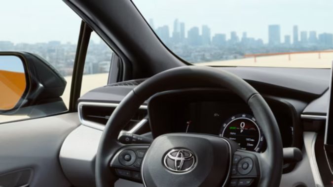 El interior del Toyota Corolla FX 2025