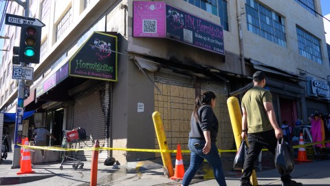 Un sospechoso incendió el negocio familiar HM Hormiguitas en los callejones.