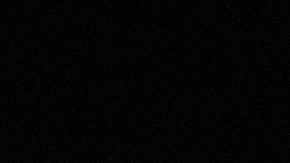 Mauricio Pochettino pasando al lado de la Copa Oro.