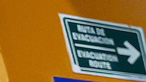 Ángel Correa a su llegada al aeropuerto de Monterrey.