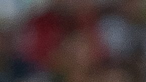 Rodrigo Parra fue consolado por sus compañeros.