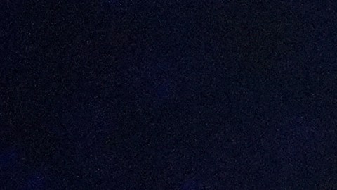 Katy Perry estuvo a punto de caer de una plataforma durante su concierto en Australia.