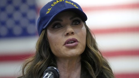 Kristi Noem, secretaria de Seguridad Nacional
