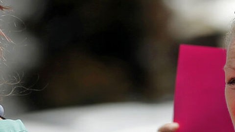 Ciudadanos exigen que el gobierno no les deje fuera del programa Medicaid