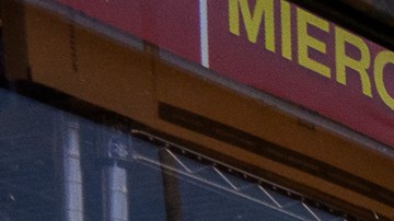 Negocios en Van Nuys Blvd. han experimentado una escasez de clientes ante las redadas.