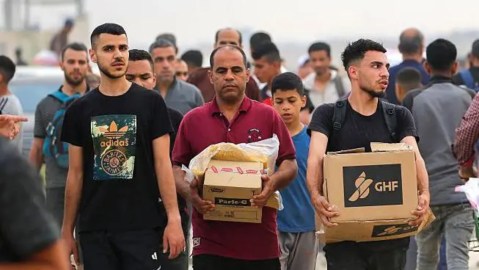 Expertos aseguran que el contenido nutricional de las cajas con ayuda humanitaria que se vienen distribuyendo en Gaza no es el adecuado.
