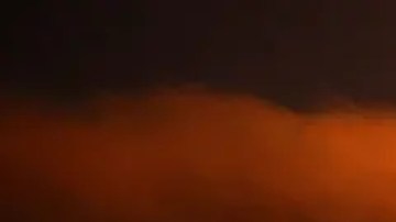 Los ataques con drones desencadenan incendios en zonas residenciales.