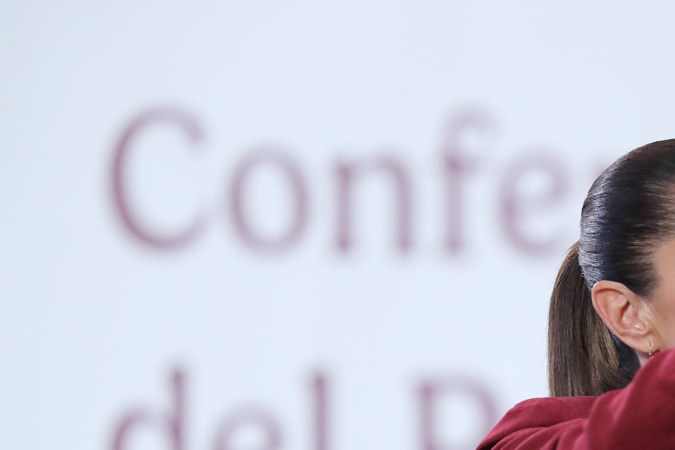 Sheinbaum pide reciprocidad a EE.UU. para frenar tráfico de armas hacia México