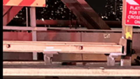 Uno de los artefactos explosivos colocados por el sospechoso en el metro de nueva York.