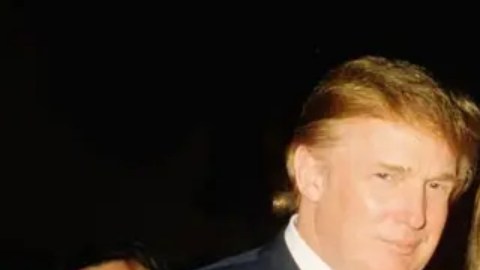 Trump ha sido claro en que conocía a Epstein, pero dice que cortó relaciones con él a principios de los 2000, acusándolo de ser un "canalla".