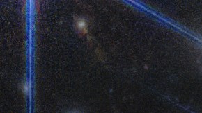 Captan señal extrema proveniente de galaxia cercana que explicaría el universo primitivo.