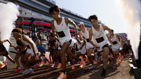 Los atletas durante el Victory Relay 2025.