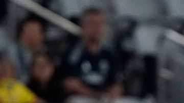 San Diego, California, Estados Unidos, 29 de julio de 2025. Jaime Lozano, director técnico y Luis Rodríguez "Chaka", durante el partido de fase de grupos de la Leagues Cup 2025, entre los los Tuzos del Pachuca y el San Diego FC, realizado en el Snapdragon Stadium. Foto: Imago7/ Sebastián Laureano Miranda