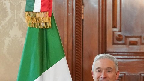 México y Canadá se reúnen para reforzar relación, en medio de guerra arancelaria con EE.UU.
