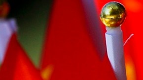 Banderas de Estados Unidos y China.