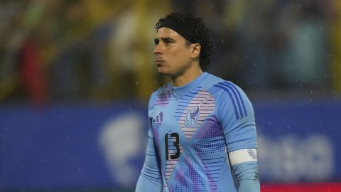 Guillermo Ochoa tiene 40 años.