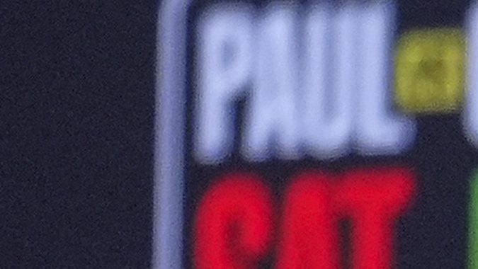 Julio César Chávez Jr. posa junto a su padre en una conferencia de prensa.