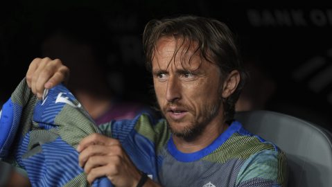 Luka Modric ya debutó con los colores del AC de MIlán.