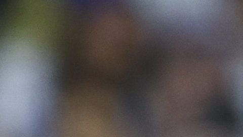 Shohei Ohtani contempla su batazo de jonrón en el quinto inning del juego entre Dodgers y Blue Jays en Los Ángeles. El japonés llegó así a 40 en la temporada.