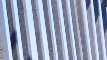 Agentes de ICE detienen a dos hombres en un carwash de Montebello.