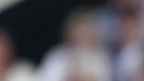 Harry Maguire muestra su incredulidad ante la eliminación del Man U.