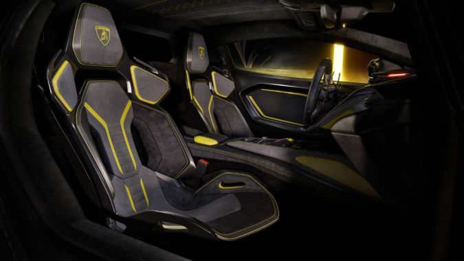 Así es el Lamborghini Fenómeno por dentro
