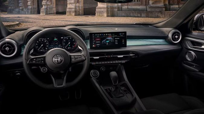 Así luce el interior del Alfa Romeo Tonale 2025