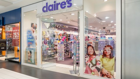 Claire's se reestructura: más de 290 tiendas serán cerradas