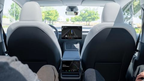 El interior de los robotaxis de Tesla