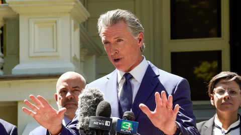 California Gov. Gavin Newsom calls for a new way for California to redraw it's voting districts during a news conference In Sacramento, Calif., Friday July 25, 2025. (AP Photo/Rich Pedroncelli)