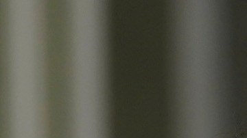 La representante Luz Rivas presiona a ICE por traslados irregulares de inmigrantes.