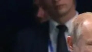 El expresidente ruso Dmitri Medvédev (derecha) se ha enfrentado a Donald Trump en las redes sociales en los últimos días.