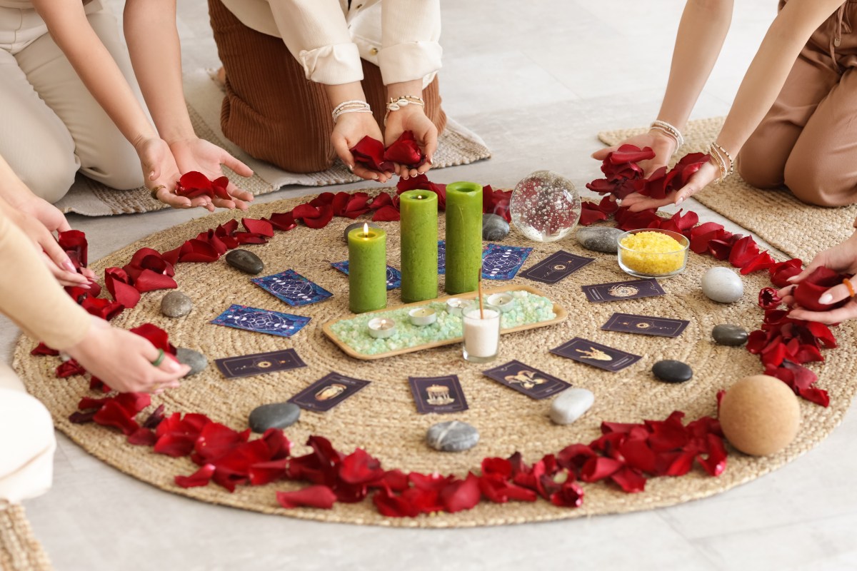 Qué ritual hacer para el portal del león 8/8/25 según tu signo